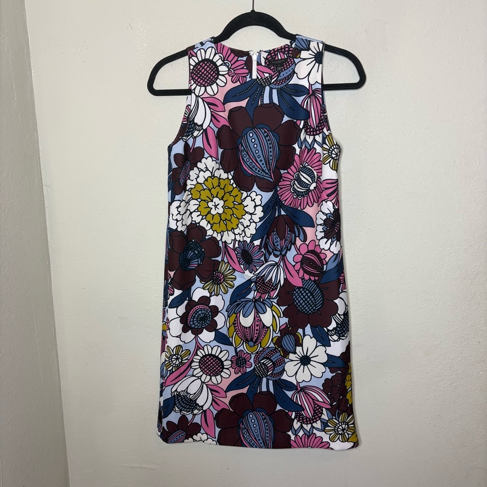 Ann Taylor Floral Print Sleeveless Shift Dress in Pink & Blue